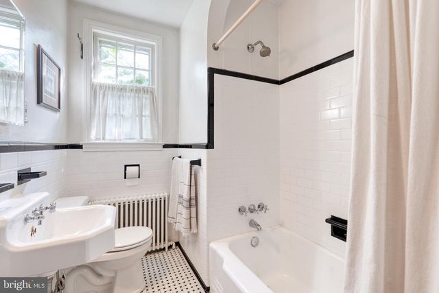 609 GITTINGS AVE, Baltimore, MD 21212