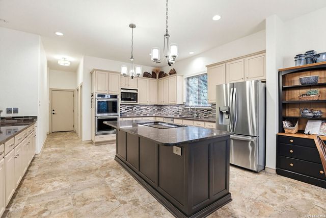 8902 Sonata Court, San Antonio, TX 78266