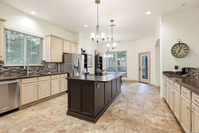 8902 Sonata Court, San Antonio, TX 78266