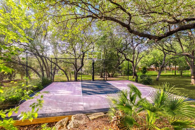 8902 Sonata Court, San Antonio, TX 78266