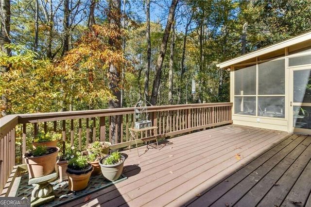 7660 Brigham Drive, Sandy Springs, GA 30350