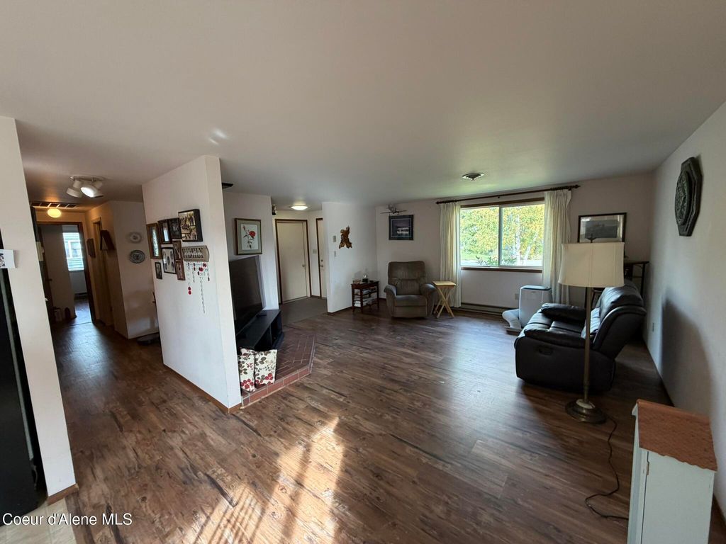 1717 Poplar ST, Sandpoint, ID 83864 photo 2
