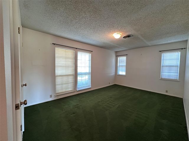 180 Griesenbeck Ranch RD, Bastrop, TX 78602