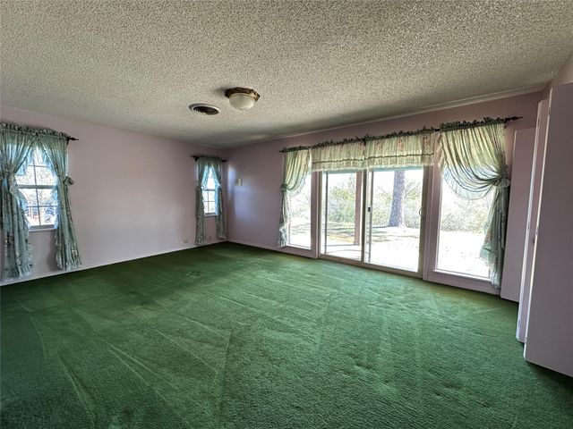 180 Griesenbeck Ranch RD, Bastrop, TX 78602