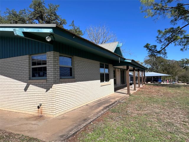 180 Griesenbeck Ranch RD, Bastrop, TX 78602