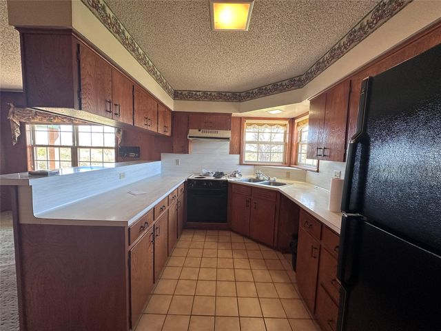 180 Griesenbeck Ranch RD, Bastrop, TX 78602