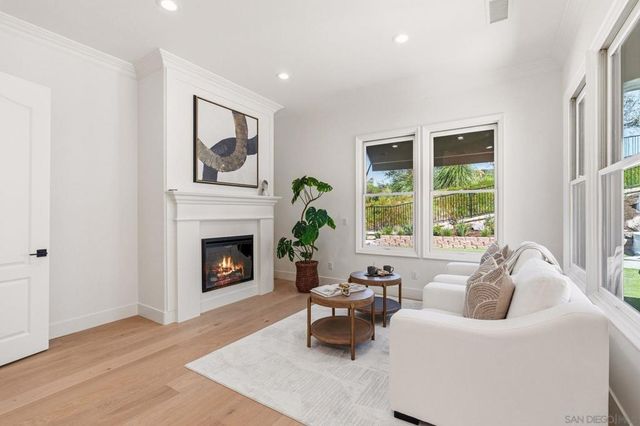 8164 Pale Moon, San Diego, CA 92127