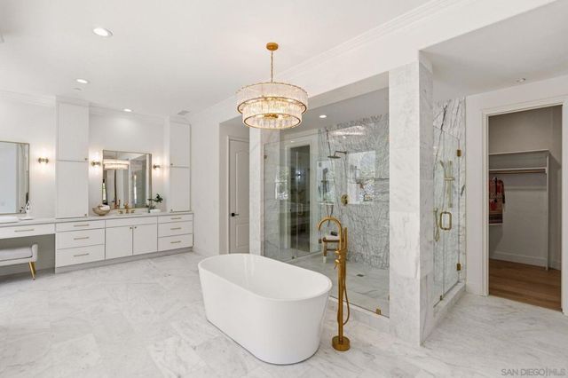 8164 Pale Moon, San Diego, CA 92127