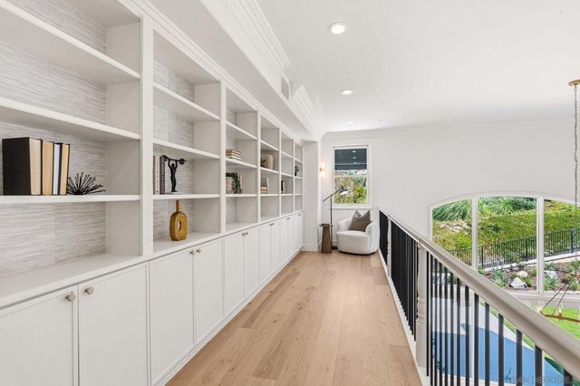 8164 Pale Moon, San Diego, CA 92127