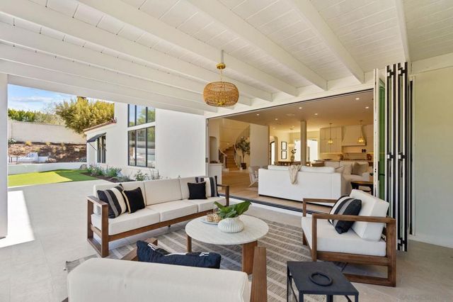 8164 Pale Moon, San Diego, CA 92127