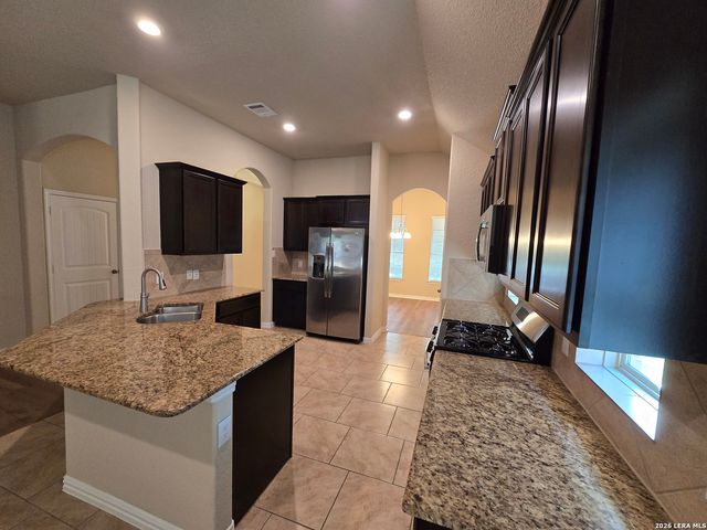 5031 Italica Rd, San Antonio, TX 78253