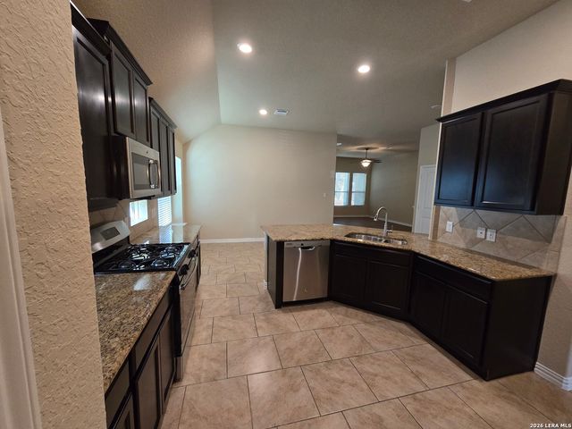 5031 Italica Rd, San Antonio, TX 78253