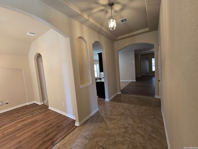 5031 Italica Rd, San Antonio, TX 78253