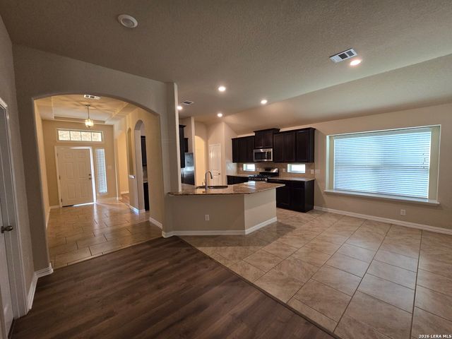 5031 Italica Rd, San Antonio, TX 78253