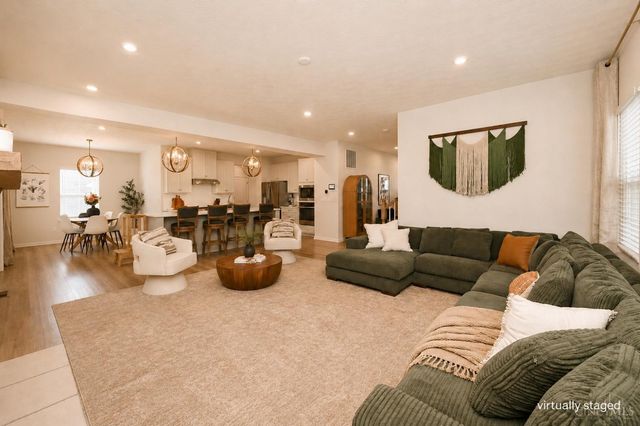 2367 Silverspring Walk, Batavia, OH 45103