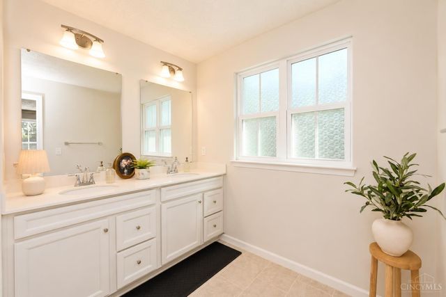 2367 Silverspring Walk, Batavia, OH 45103
