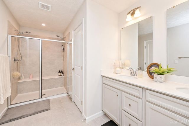 2367 Silverspring Walk, Batavia, OH 45103