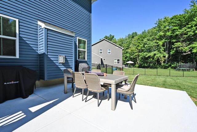 2367 Silverspring Walk, Batavia, OH 45103