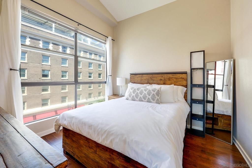 Image 21 of property listing at 777 6Th Ave 419, San Diego, CA 92101