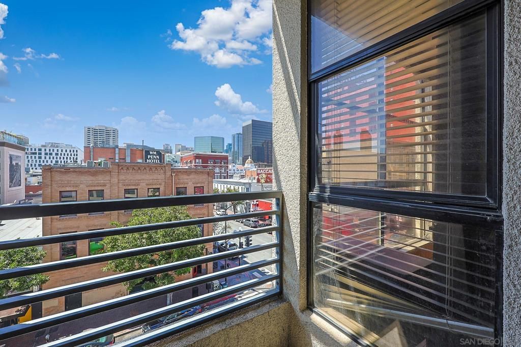 Image 47 of property listing at 777 6Th Ave 419, San Diego, CA 92101