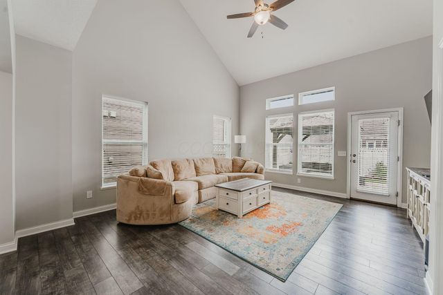 2143 Sawgrass Street, Grove City, OH 43123