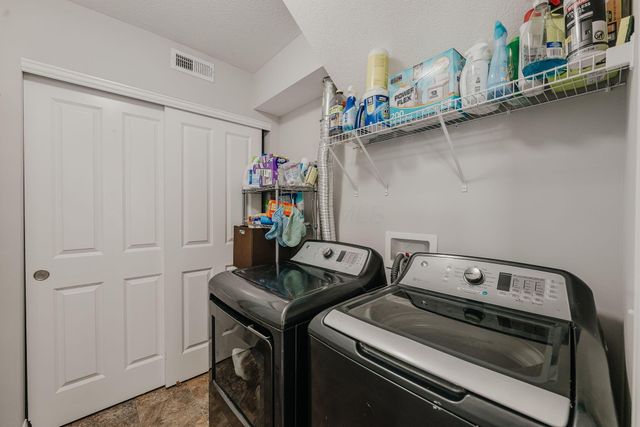 2143 Sawgrass Street, Grove City, OH 43123