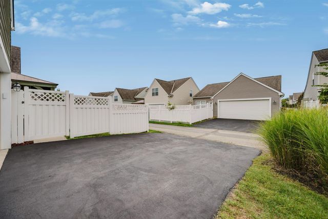 2143 Sawgrass Street, Grove City, OH 43123