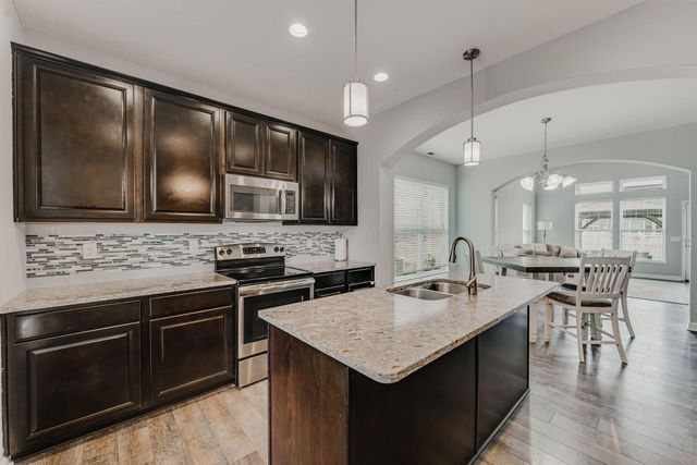 2143 Sawgrass Street, Grove City, OH 43123