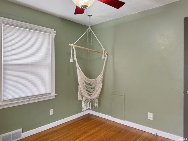 215 COURT Drive, Washington, IL 61571