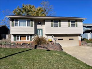 2838 Marda Drive, Parma, OH 44134