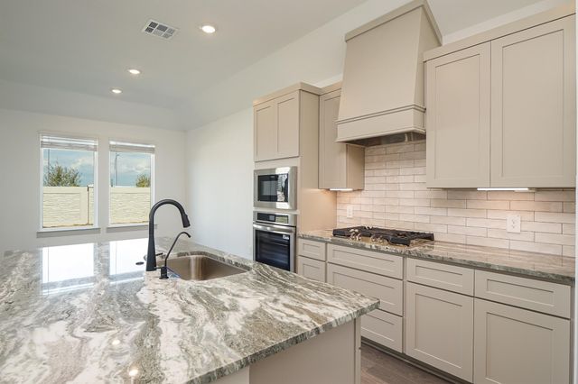 3339 Daily Harvest Dr Drive, Pearland, TX 77581