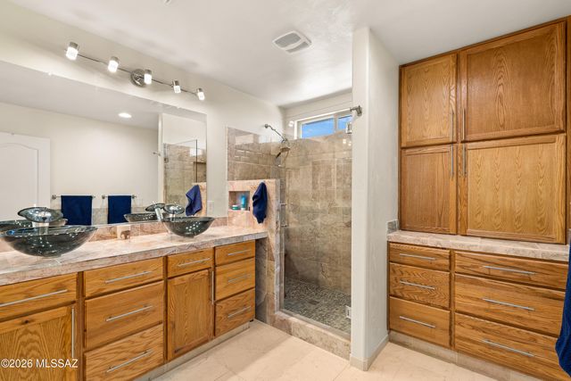 11589 W Granville Drive, Marana, AZ 85653