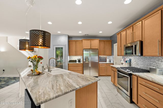 11589 W Granville Drive, Marana, AZ 85653