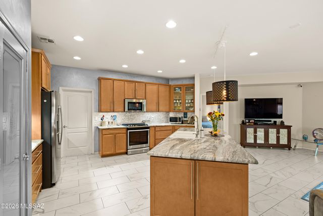 11589 W Granville Drive, Marana, AZ 85653