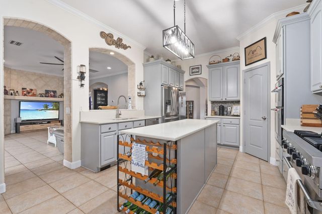 2704 Serenity Circle N, Fort Pierce, FL 34981