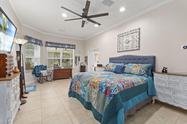 2704 Serenity Circle N, Fort Pierce, FL 34981