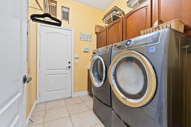 2704 Serenity Circle N, Fort Pierce, FL 34981