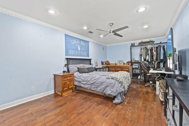 2704 Serenity Circle N, Fort Pierce, FL 34981