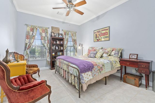 2704 Serenity Circle N, Fort Pierce, FL 34981