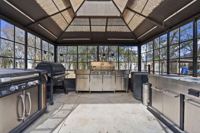 2704 Serenity Circle N, Fort Pierce, FL 34981