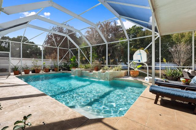 2704 Serenity Circle N, Fort Pierce, FL 34981