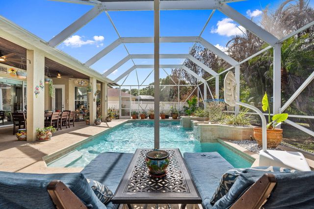 2704 Serenity Circle N, Fort Pierce, FL 34981