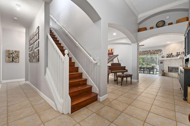 2704 Serenity Circle N, Fort Pierce, FL 34981