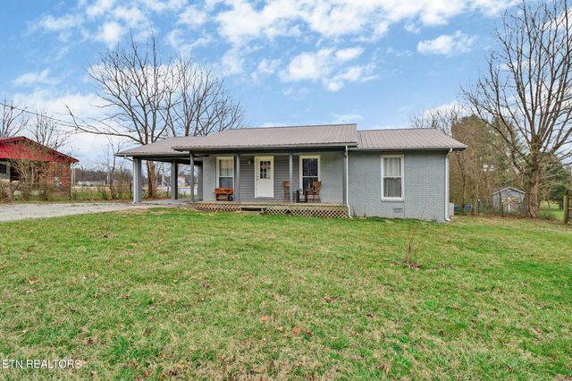 1016 W Hill Rd, Jamestown, TN 38556