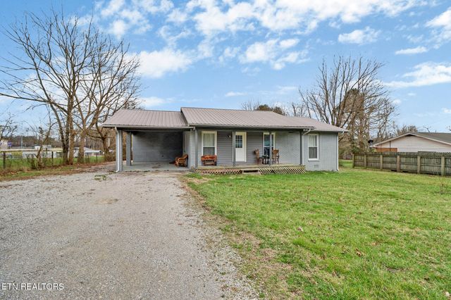 1016 W Hill Rd, Jamestown, TN 38556