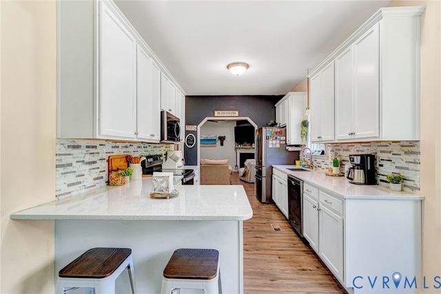 3860 Willow Creek Dr, Disputanta, VA 23842