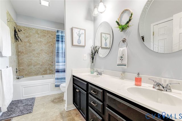 3860 Willow Creek Dr, Disputanta, VA 23842