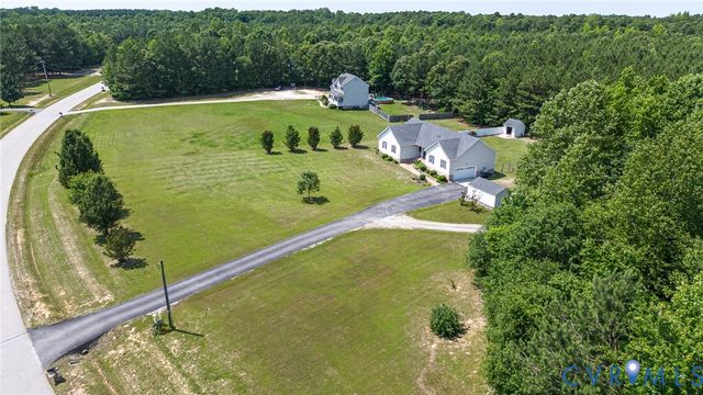 3860 Willow Creek Dr, Disputanta, VA 23842