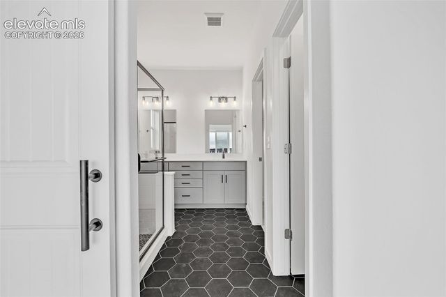 8172 Manor House Way, Colorado Springs, CO 80908