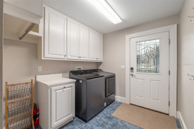 1107 SE 9TH AVENUE, Ocala, FL 34471